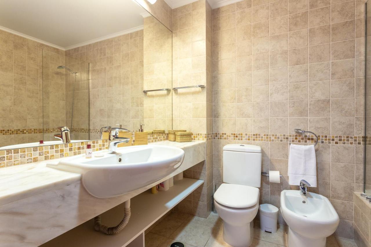 Ferienwohnung Host Wise - Bright Cozy Flats W Terrace & Pool Quarteira Exterior foto